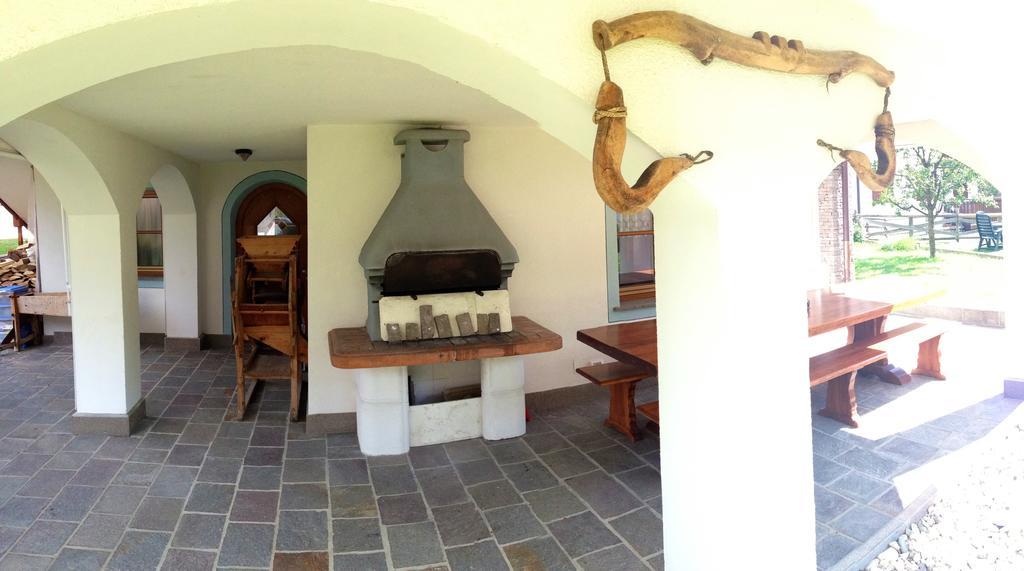 Casa Guido E Laura Apartamento Pozza di Fassa Exterior foto